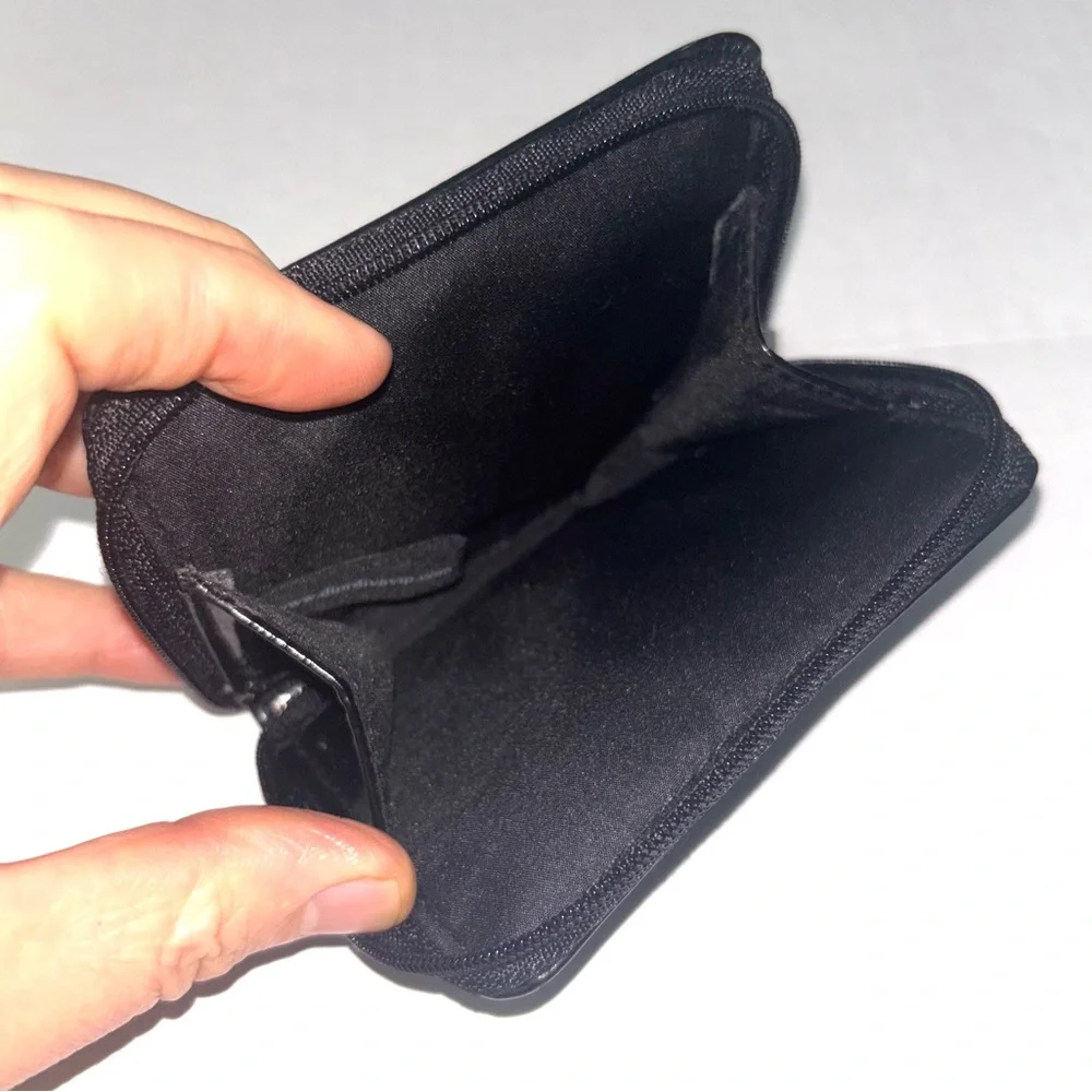 Dior chic pouch